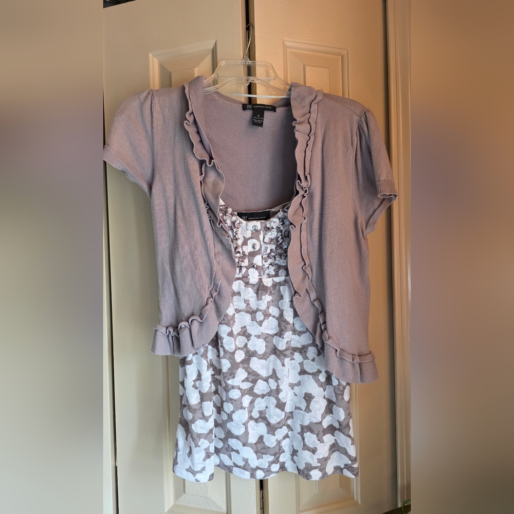 2 PC. Set! INC International Concepts Tan/Khaki Ruffle Shrug with Print Top